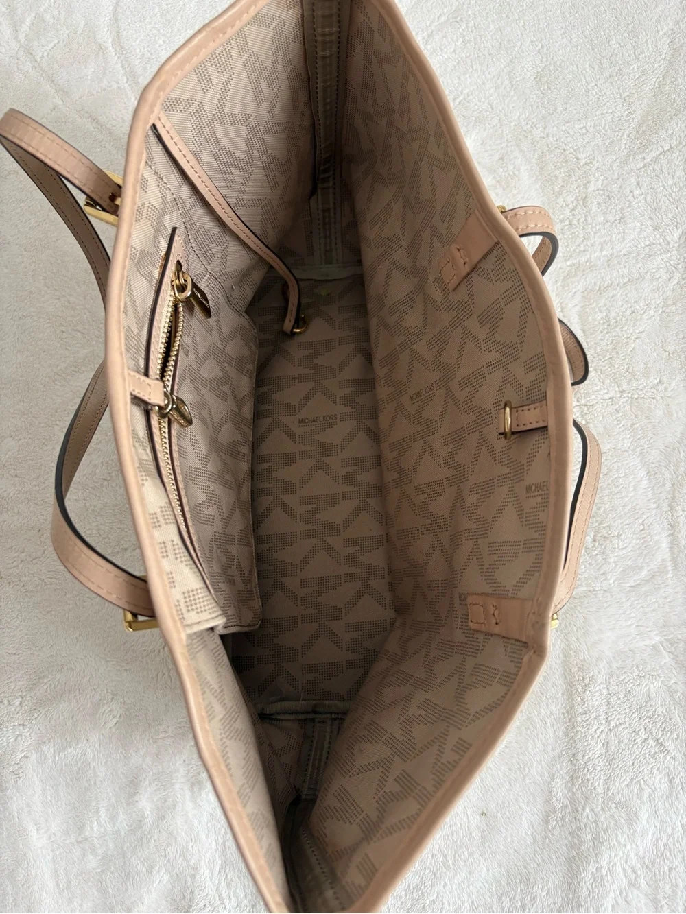 Michael Kors Vanilla MK Monogram Jet Set Tote Bag